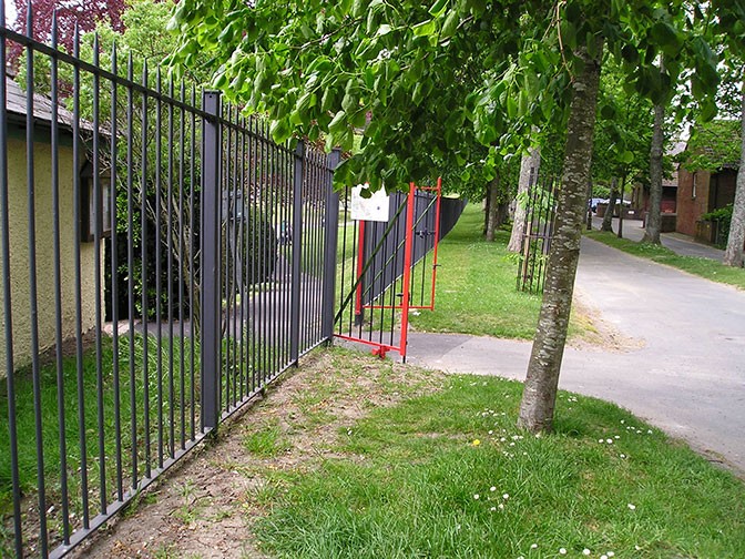 galvanized and polyester powder coated mild steel vertical railings which are complaint with BS 1722 Part 9