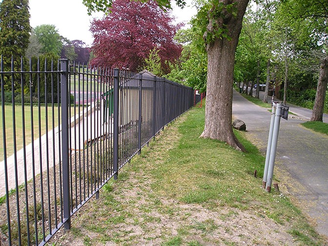 galvanized and polyester powder coated mild steel vertical railings which are complaint with BS 1722 Part 9