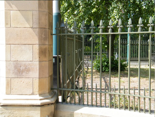 galvanized and powder coated mild steel decorative railings which are complaint to BS 1722 Part 9.