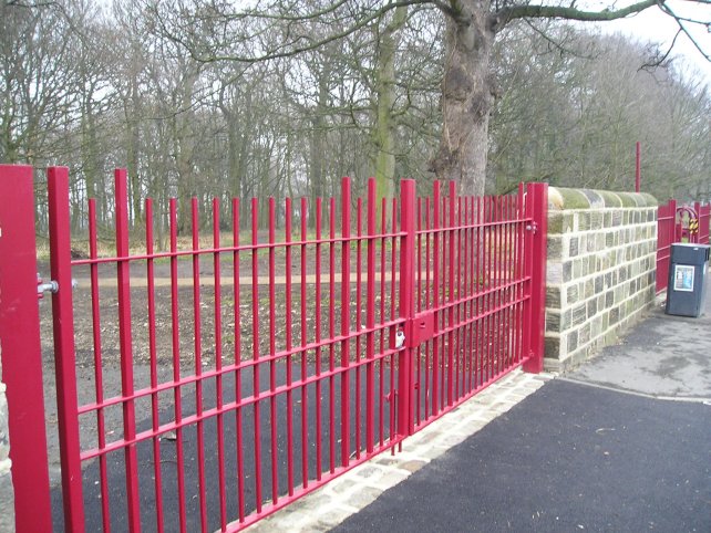 galvanized and polyester powder coating railings gates laser profiled motifs anti cycle barriers