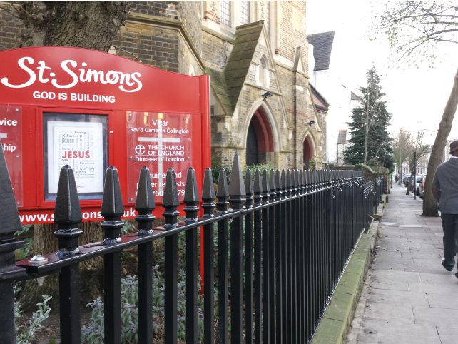 Mild steel galvanised and powder coated Kennington style railings