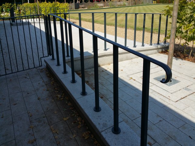 interlaced bow Top railings and gate mild steel galvanized and powder coated