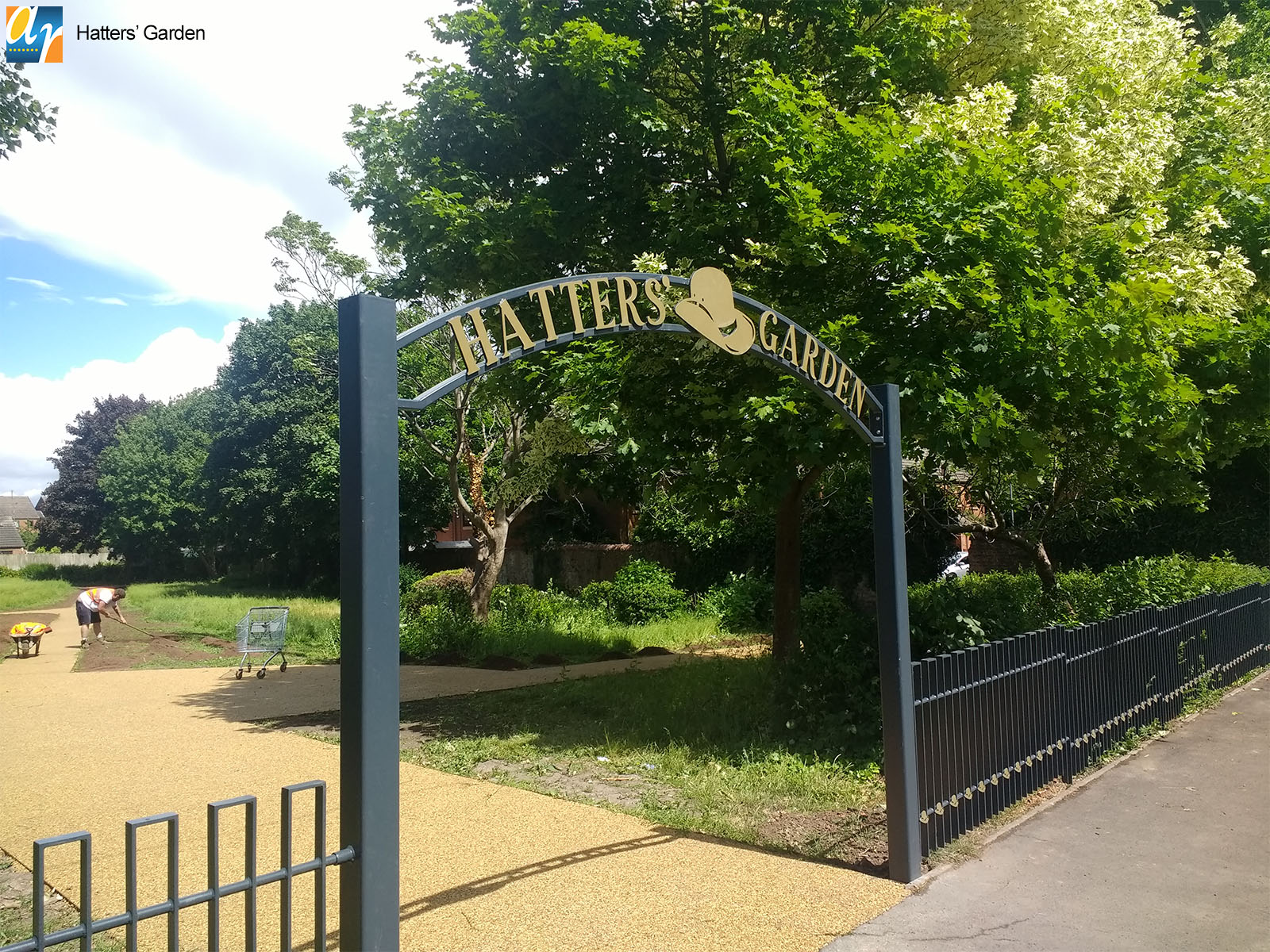 Hatters' Garden Decorative Archway
